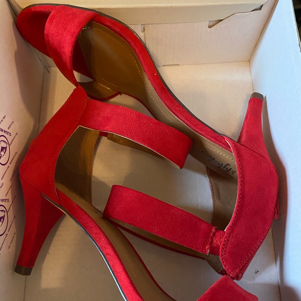 Style & Co red heels